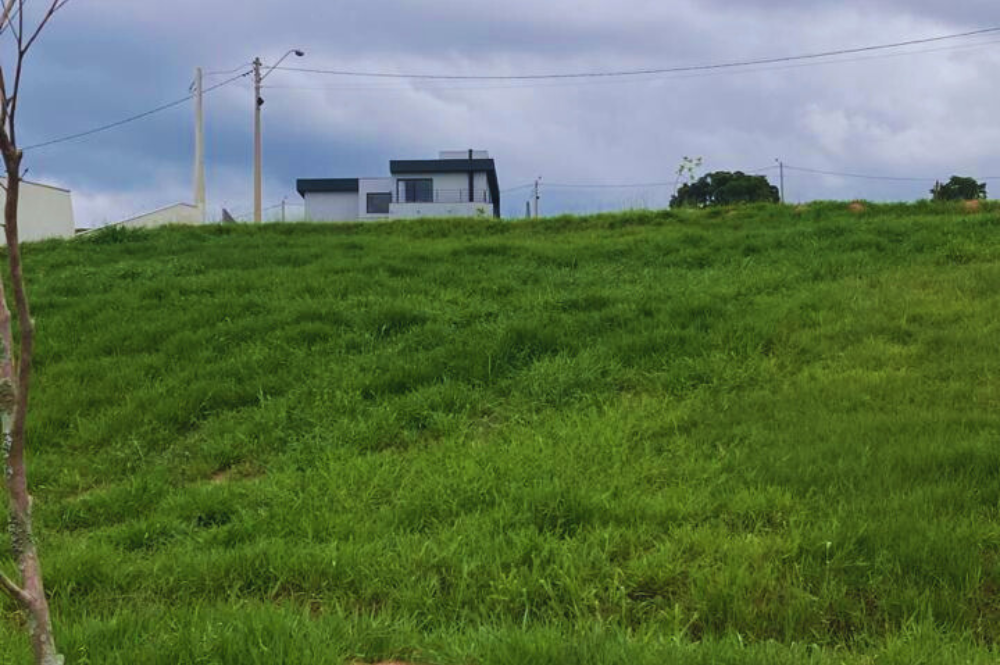Terreno á venda no Cond. Terras da Alvorada